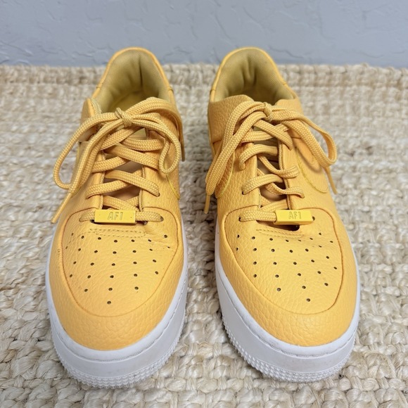 Nike Air Force 1 Sage Low Yellow Leather Platform Sneakers Womens 8 - Picture 7 of 11